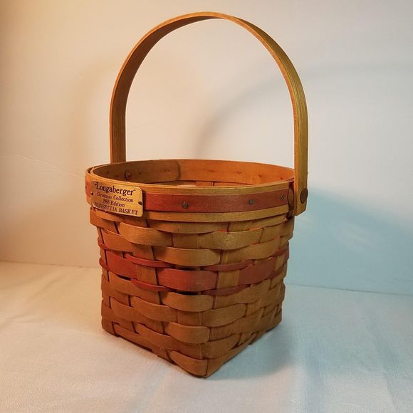 Longaburger Christmas Poinsettia Basket 1988 with plastic insert - Picture 3 of 10